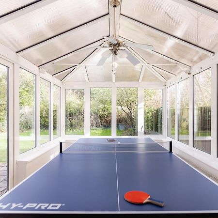 Ping-Pong Paradise Crawley  Exteriér fotografie